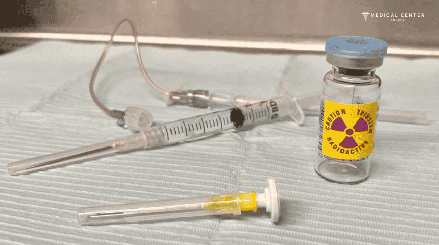 Therapy with Radioactive Iodine in Thyroid Cancer