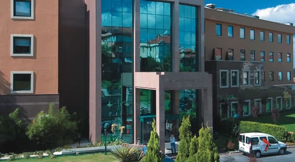 Acıbadem Kadıköy Hospital — image 1